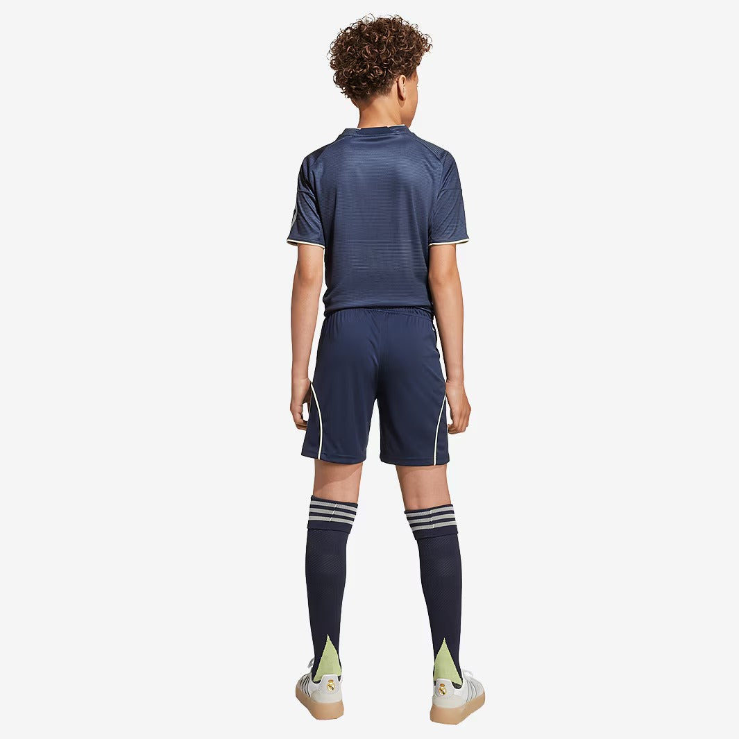 Conjunto Infantil adidas Real Madrid 2025/26 II <span class="lbx-verified" aria-label="Produto verificado">
<img src="https://cdn-icons-png.flaticon.com/512/1828/1828640.png" alt="Produto verificado">
</span>