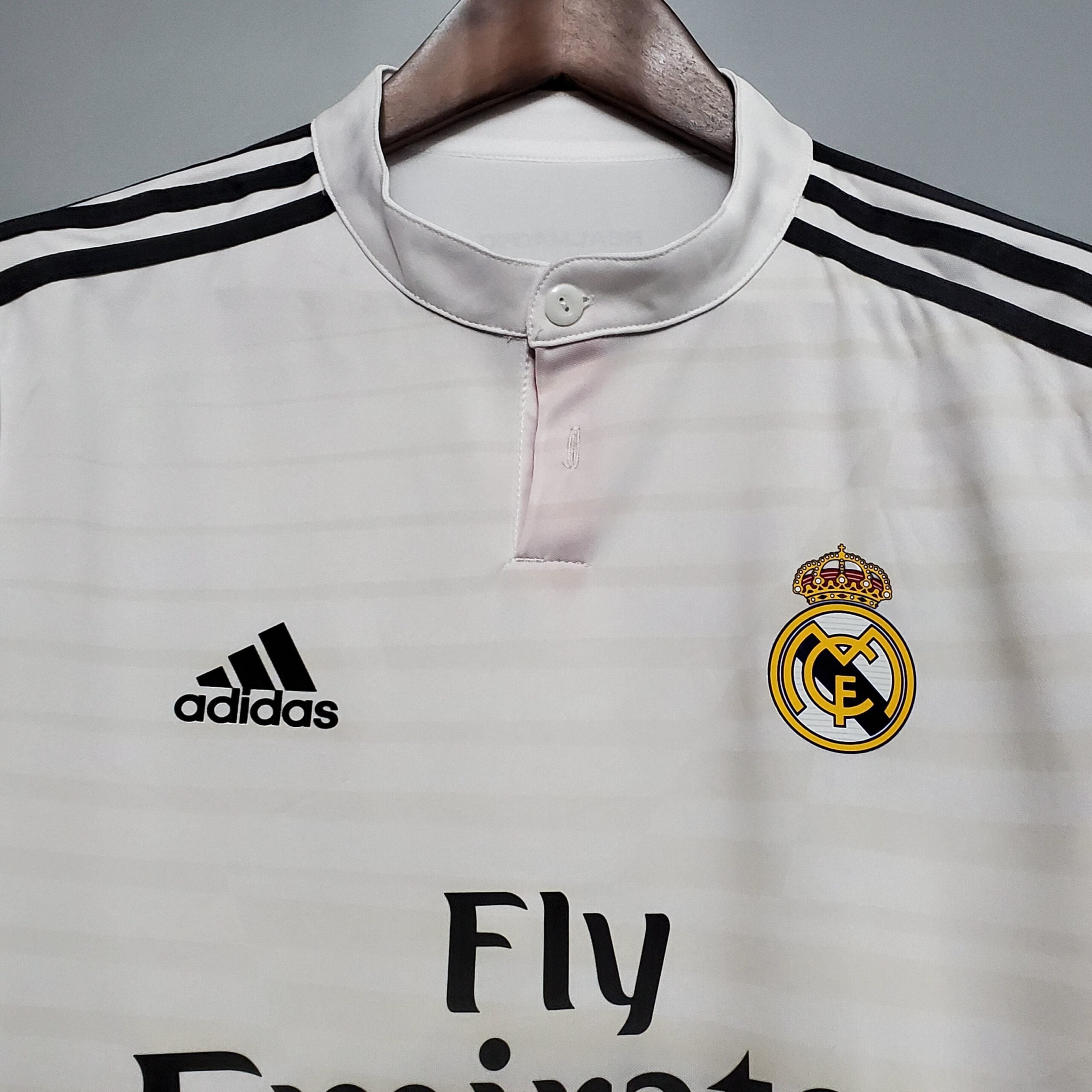 Camisa Manga Longa Real Madrid 14/15 Adidas – Branco <span class="lbx-verified" aria-label="Produto verificado">
<img src="https://cdn-icons-png.flaticon.com/512/1828/1828640.png" alt="Produto verificado">
</span>
