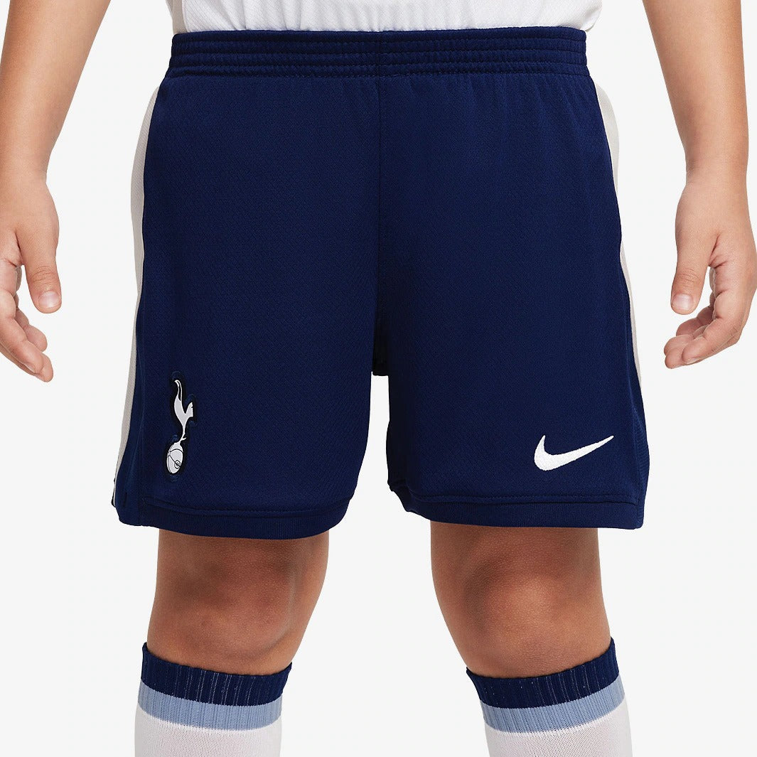 Conjunto Infantil Nike Tottenham 2025/26 Torcedor        <span class="lbx-verified" aria-label="Produto verificado">
            <img src="https://cdn-icons-png.flaticon.com/512/1828/1828640.png" alt="Produto verificado">
        </span>