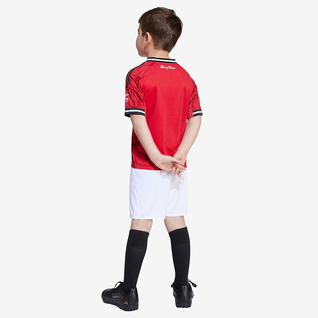 Conjunto Infantil Adidas Manchester United 2025/26 Torcedor        <span class="lbx-verified" aria-label="Produto verificado">
            <img src="https://cdn-icons-png.flaticon.com/512/1828/1828640.png" alt="Produto verificado">
        </span>