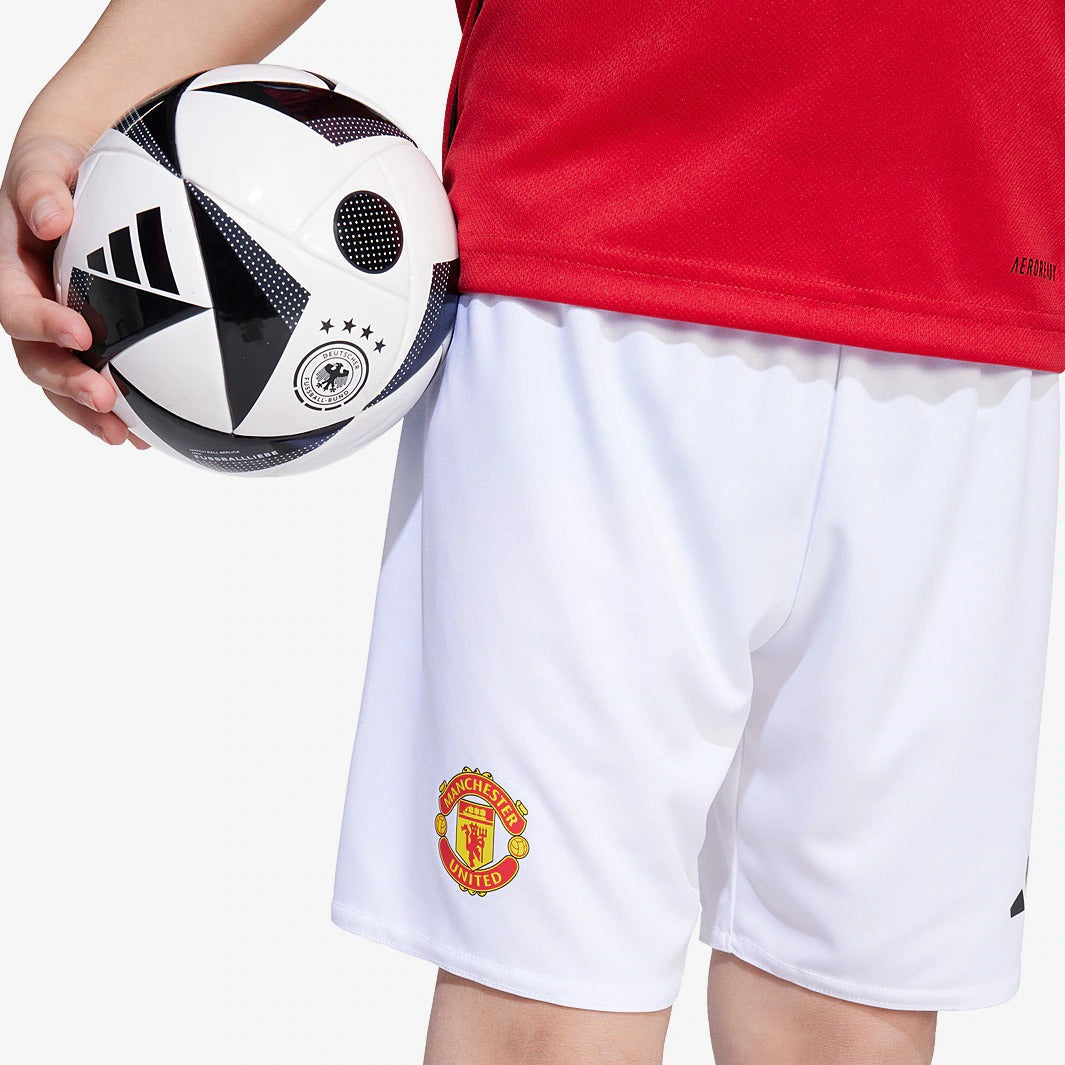 Conjunto Infantil Adidas Manchester United 2025/26 Torcedor        <span class="lbx-verified" aria-label="Produto verificado">
            <img src="https://cdn-icons-png.flaticon.com/512/1828/1828640.png" alt="Produto verificado">
        </span>