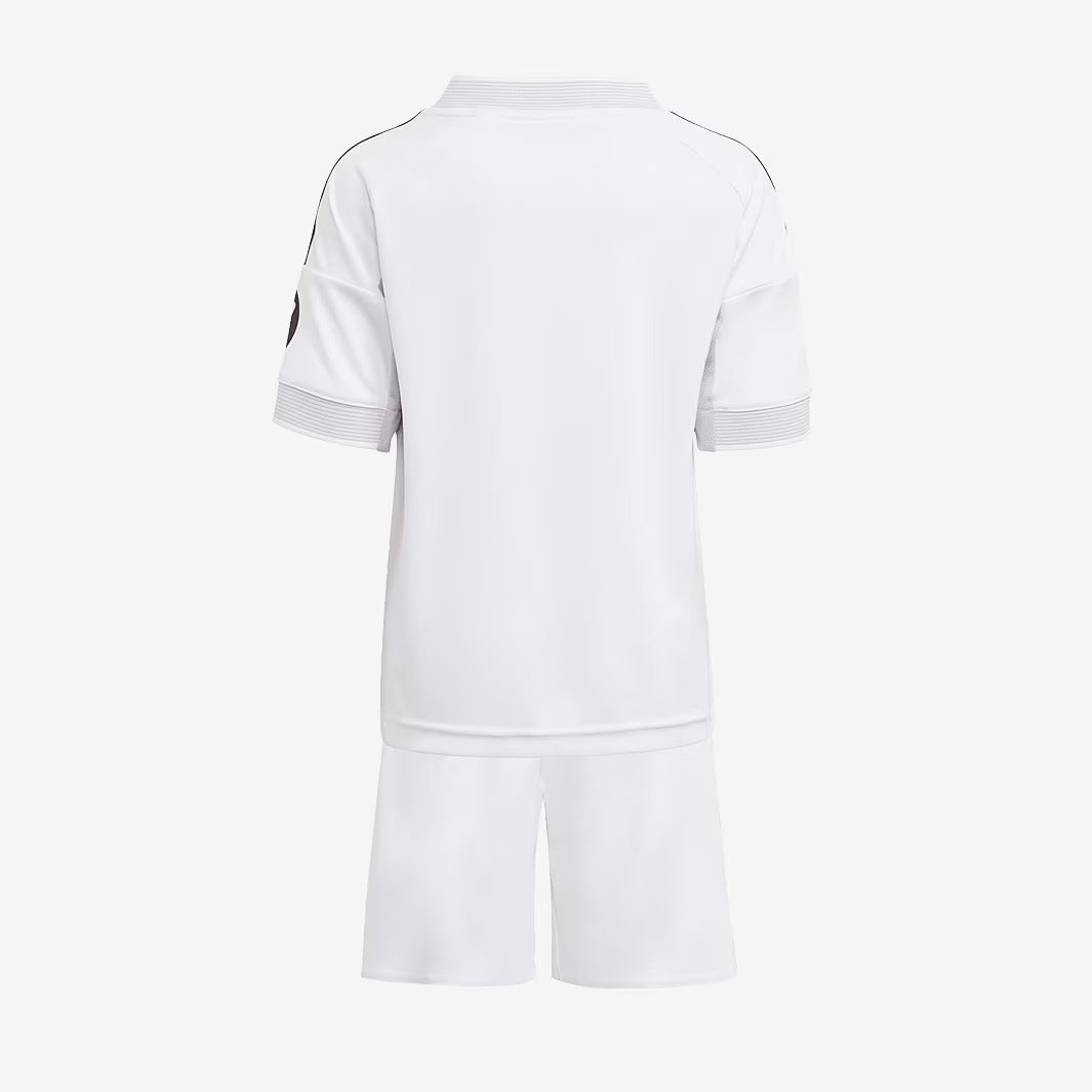 Conjunto Infantil adidas Real Madrid 2025/26 I        <span class="lbx-verified" aria-label="Produto verificado">
            <img src="https://cdn-icons-png.flaticon.com/512/1828/1828640.png" alt="Produto verificado">
        </span>