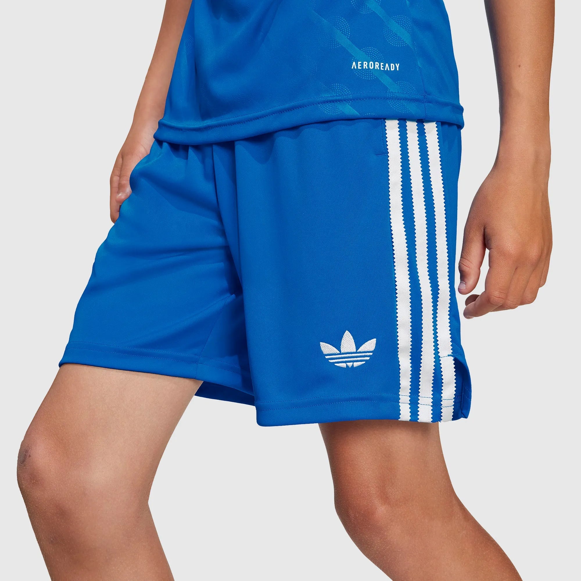 Conjunto Infantil Adidas Real Madrid 2025/26 III        <span class="lbx-verified" aria-label="Produto verificado">
            <img src="https://cdn-icons-png.flaticon.com/512/1828/1828640.png" alt="Produto verificado">
        </span>