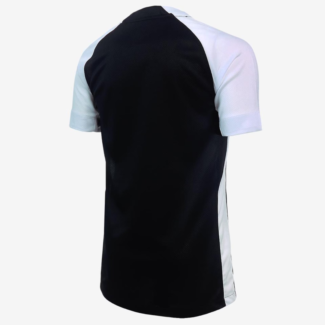 Conjunto Infantil Feminino Nike Corinthians 2025/26 II        <span class="lbx-verified" aria-label="Produto verificado">
            <img src="https://cdn-icons-png.flaticon.com/512/1828/1828640.png" alt="Produto verificado">
        </span>