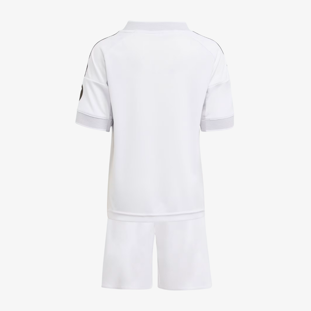 Conjunto Infantil adidas Real Madrid 2025/26 I        <span class="lbx-verified" aria-label="Produto verificado">
            <img src="https://cdn-icons-png.flaticon.com/512/1828/1828640.png" alt="Produto verificado">
        </span>