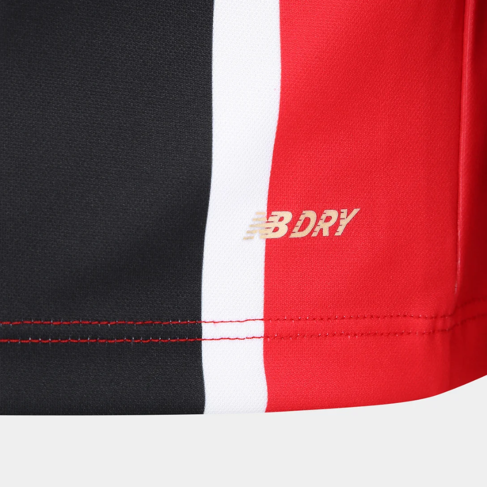 Camisa Sao Paulo Long Sleeve 2025/26 Away – Versão Torcedor        <span class="lbx-verified" aria-label="Produto verificado">
            <img src="https://cdn-icons-png.flaticon.com/512/1828/1828640.png" alt="Produto verificado">
        </span>