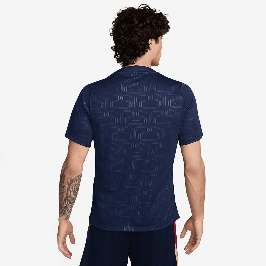 Camisa Nike FC Barcelona 2024/25 I Torcedor Pré-jogo        <span class="lbx-verified" aria-label="Produto verificado">
            <img src="https://cdn-icons-png.flaticon.com/512/1828/1828640.png" alt="Produto verificado">
        </span>