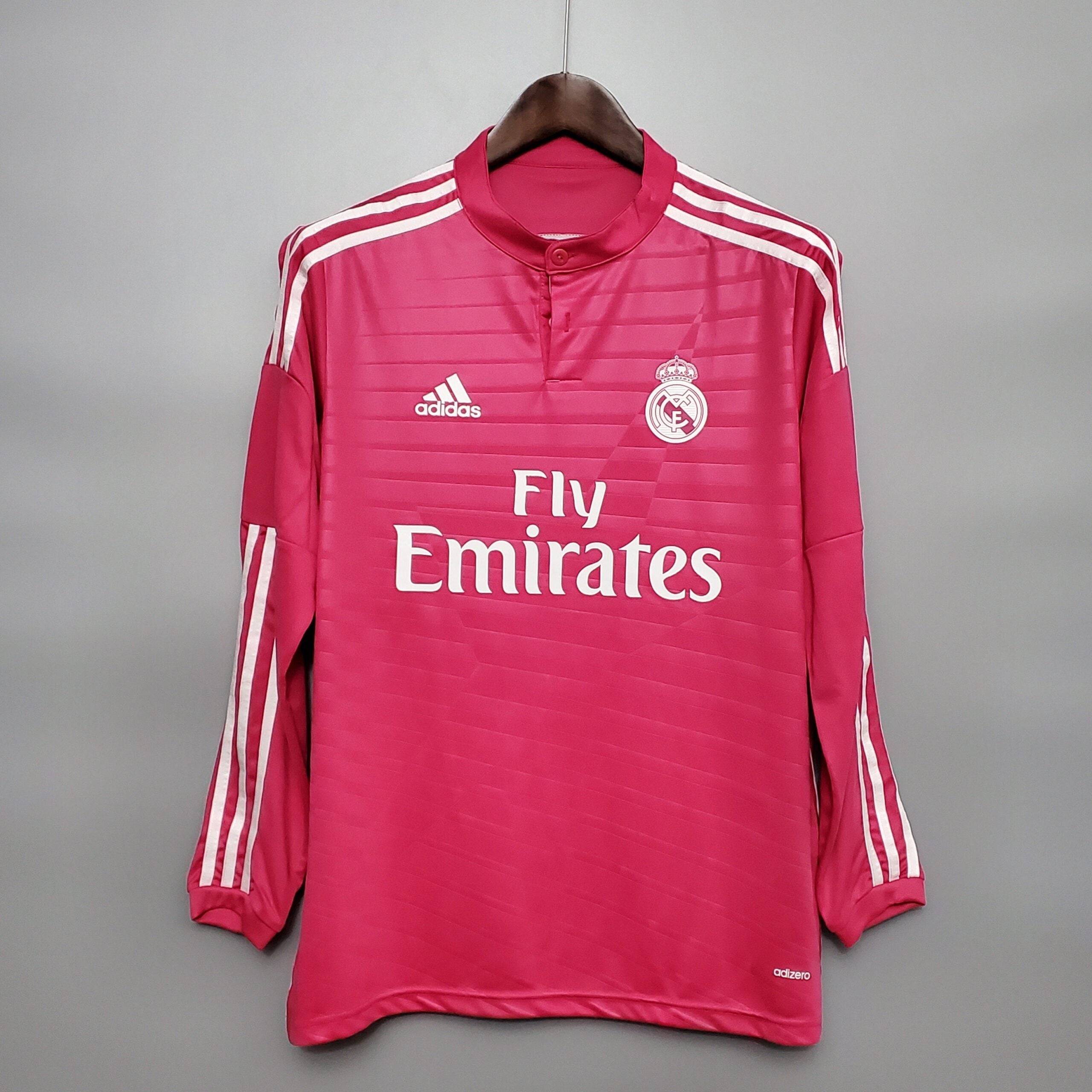 Camisa Manga Longa Real Madrid II 14/15 Adidas – Rosa        <span class="lbx-verified" aria-label="Produto verificado">
            <img src="https://cdn-icons-png.flaticon.com/512/1828/1828640.png" alt="Produto verificado">
        </span>